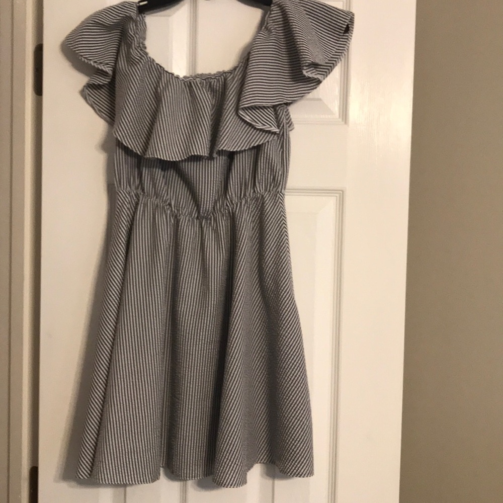 Off the shoulder blue and white stripe dress
